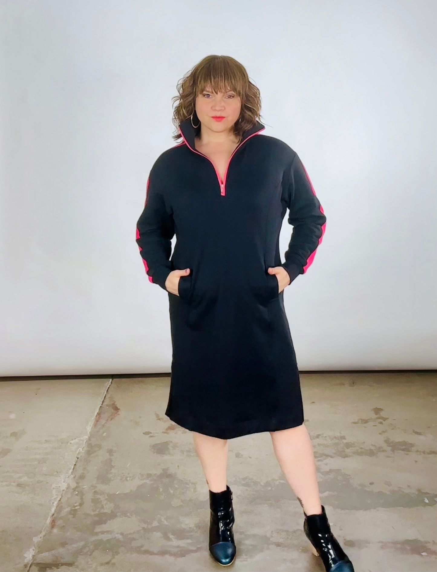 SET ME FREE SWEATSHIRT DRESS