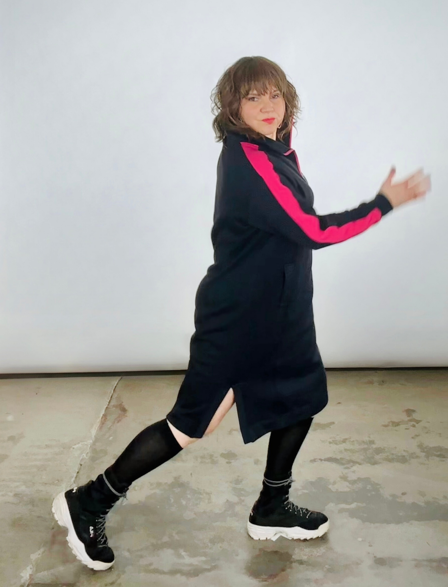 SET ME FREE SWEATSHIRT DRESS