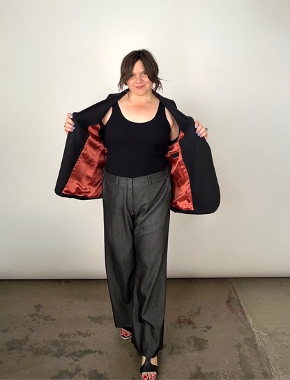 THE BREAKAWAY SLEEVELESS BLAZER