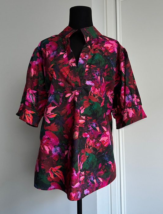 MAKE YOUR MOVE POPOVER BLOUSE in Pink and Red Floral (Ready to Wear Size 16)