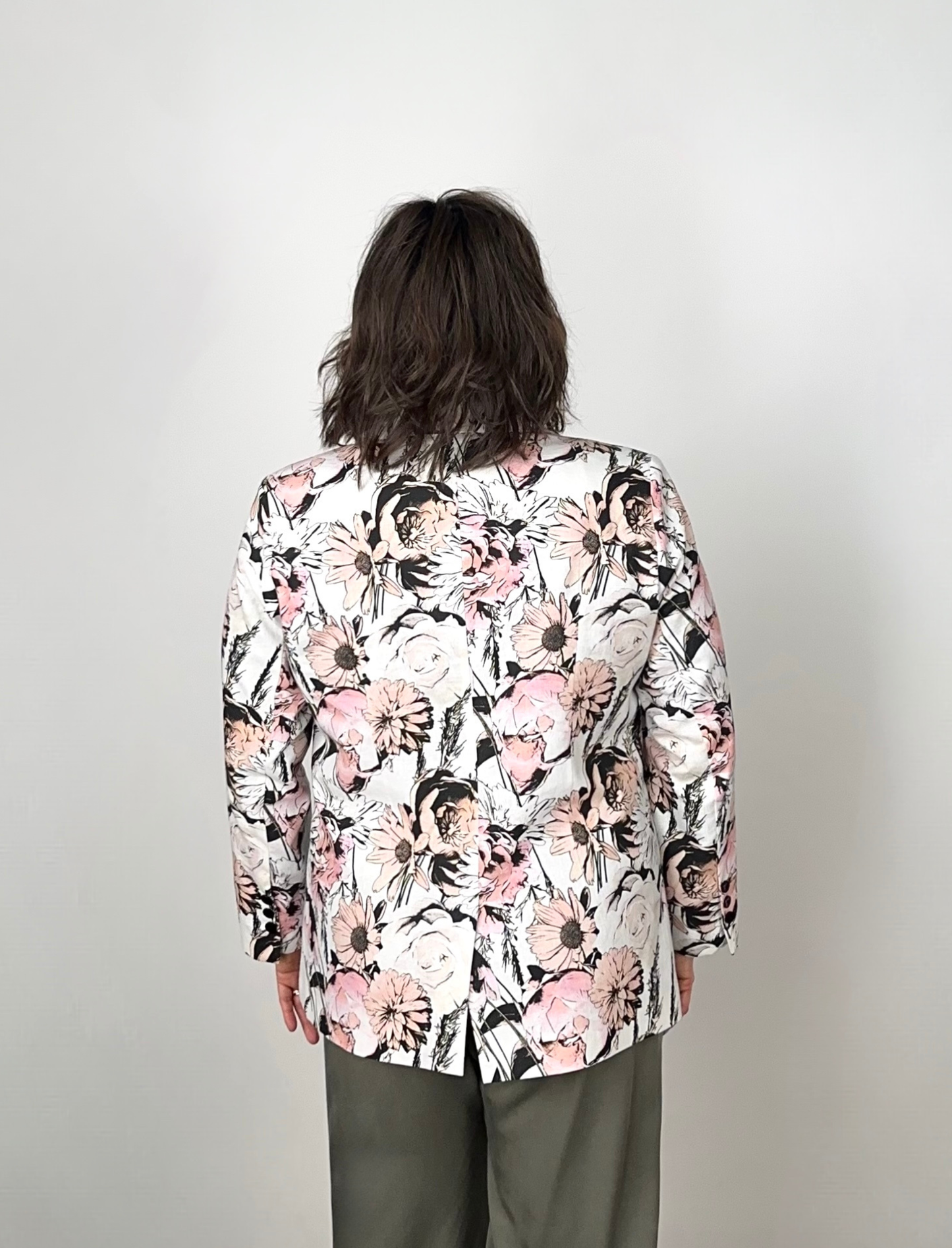 THE POWER MOVE BLAZER