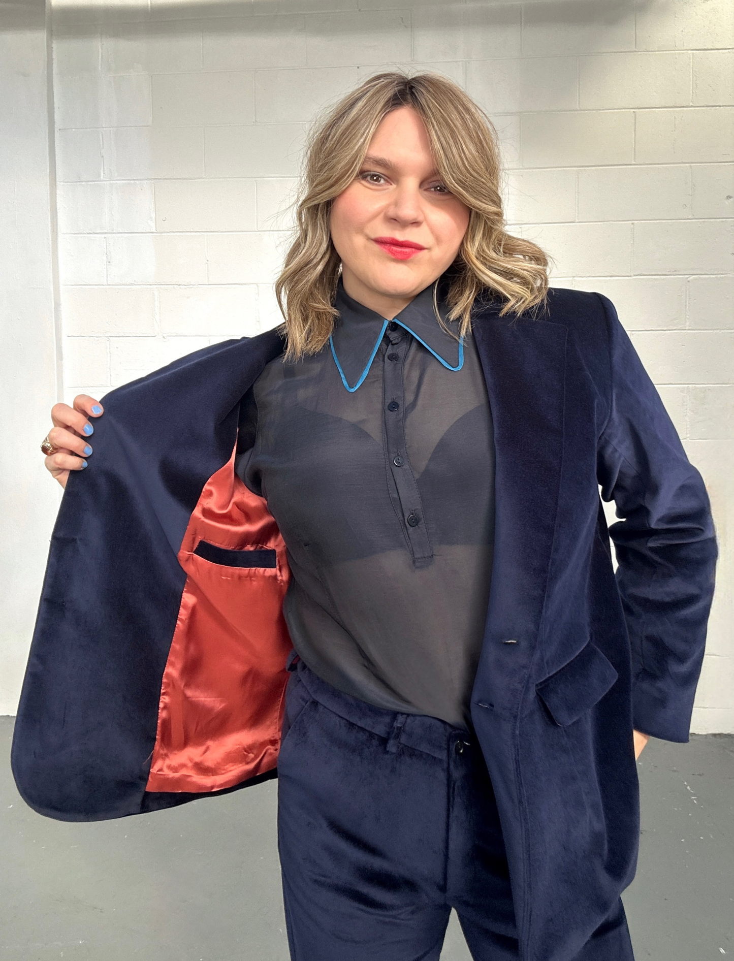 THE POWER MOVE BLAZER
